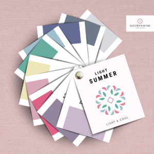 Light Summer kleurenwaaier met 56 kleuren voor een licht en koel zomertype