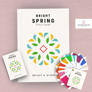 Bright Spring kleurpakket met kleurenwaaier, style guide en pocket guide voor een helder en sprankelend lentetype